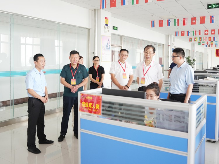 People's Congress Delegation of Liying Sub-district Inspects AI Intelligent Industry Development at Shandong China Coal Group